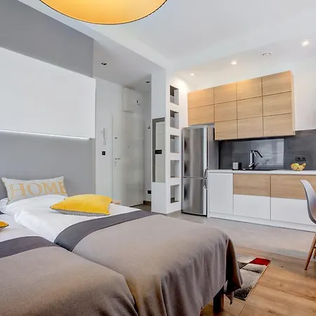 Apartment Oltaszynska *